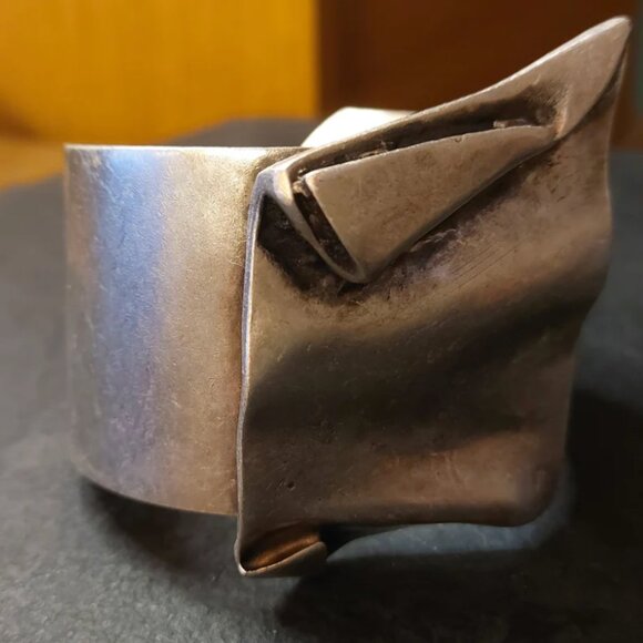 BRUTALIST Asymmetrical Cuff Bracelet, Antique Silver Statement Chunky BangleCUff - Picture 3 of 3